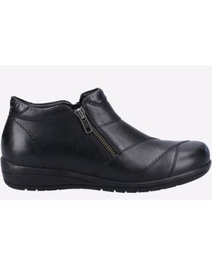 Fleet & Foster Friesan Womens