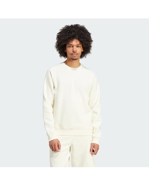 Trefoil Essentials Crewneck