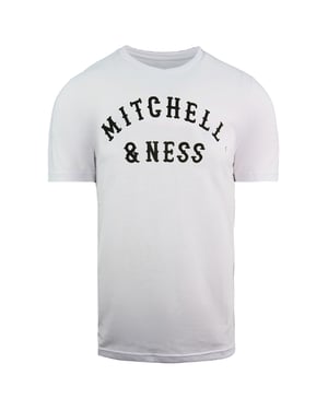 Mitchell & Ness Patriot Table Vit T-shirt för herrar
