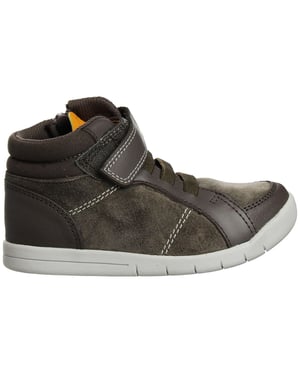 Clarks Emery Beat Bruine Kinderschoenen