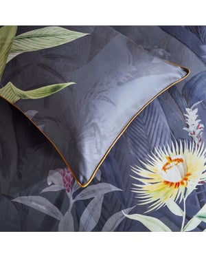 Artemis Pillowcase Set