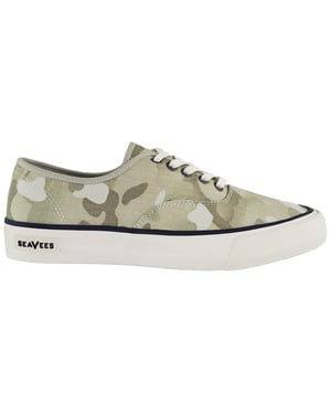 SeaVees Legend Camoflauge Beige Mens Plimsolls