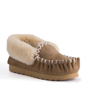 Aus Wooli Australia Hand Stitched Womens Sheepskin Moccasin