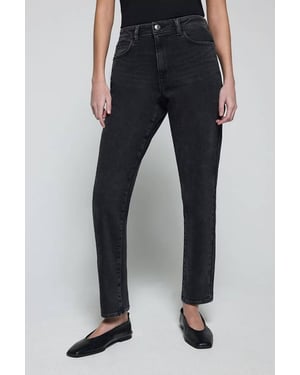 High Rise Mom Jeans
