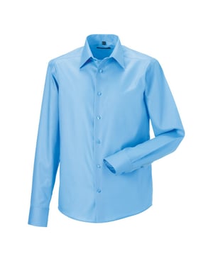 Russell Heren Ultimate Non-Iron Getailleerde Formele Overhemd met Lange Mouwen (Heldere lucht)
