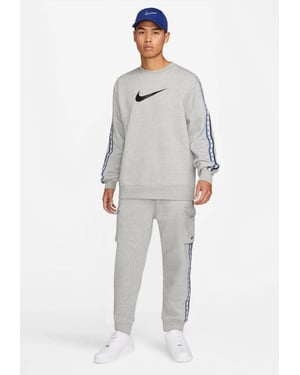 Nike Fleece Sportswear heren trainingspak met ronde hals in grijs