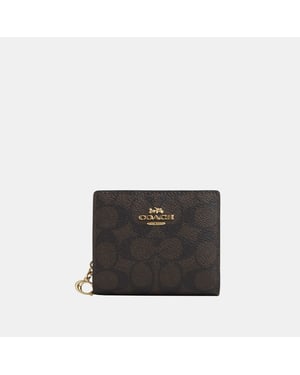 Snap Wallet in Signature Canvas
