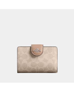 Medium Corner Zip Wallet in Signature Canvas