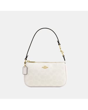 Nolita 19 in Signature Canvas
