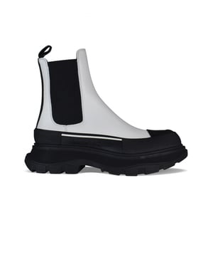 Alexander McQueen Tread Slick enkellaarzen wit