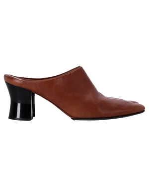 The Row Adela Klackiga Mules i Brunt Läder