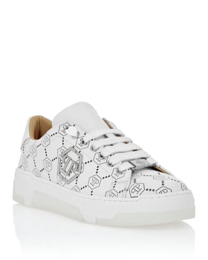 Low Top Leather Skeakers Matte Monogram