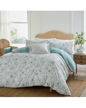 Wylder Bella Reversible Floral Duvet Set