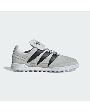 Predator 94 Shoes