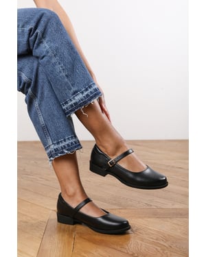 Wheres That From Womens 'Juno' Classic Mary Jane Pumps