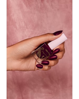 Bettie Page Lingerie Long Lasting Eco Nail Polish