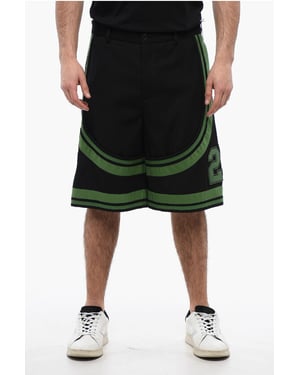 Lappade VARSITY-shorts med tejpade detaljer i svart