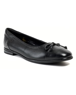 Pod Priya Leather Women's Black Flats