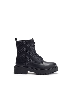 Lucca Black Boots