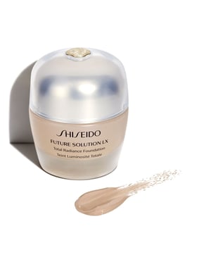 FUTURE SOLUTION LX - Totale Stralingsfoundation SPF15 - N3 Neutraal 03 30ml