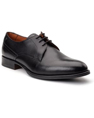 Base London Edison Leren Herenschoenen Met Zwarte Veters.