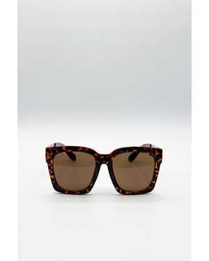 Oversized Sunglasses with Gold Chain Detail