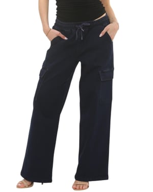 Womens Easticated Wasit Wide Leg Cargo Pocket Jeans in Dark Stonewash