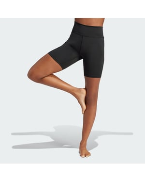 All Me Essentials 7-Inch Short Leggings