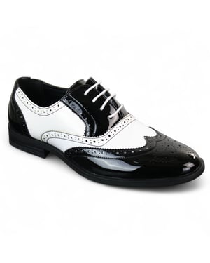 Herrskor med snörning i lack, svart och vit, brogues, eleganta finskor
