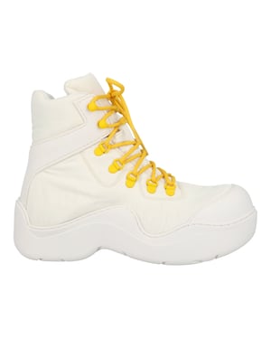 Bottega Veneta Puddle Bomber Creme