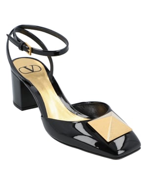 Valentino One Stud Pump Black