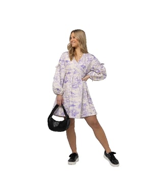 Norr Wishfull wrap dress lavender print -