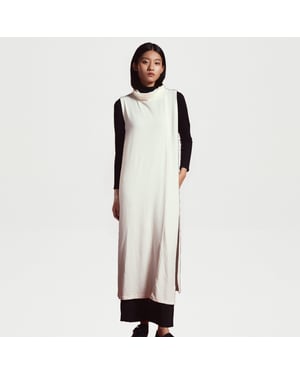 Lichte asymmetrische poncho