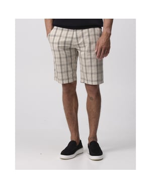 Campbell Checkford short
