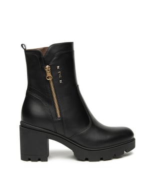 Nero Giardini Sportieve boots