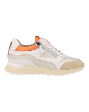 Piedi Nudi Lore 14.06
