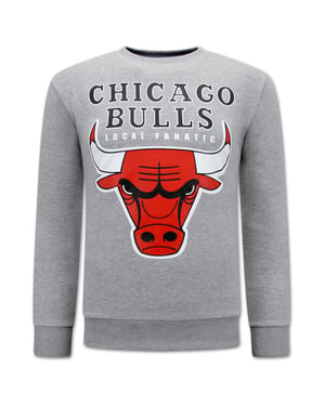 Local Fanatic Chicago bulls sweater