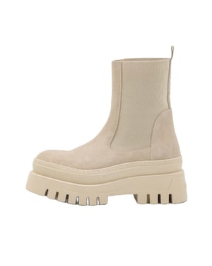 Steve Madden Cassandra bootie suede