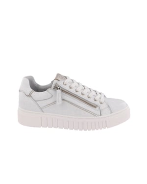 Aqa Sneakers