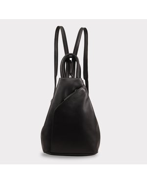 Zue Leather Backpack in Black