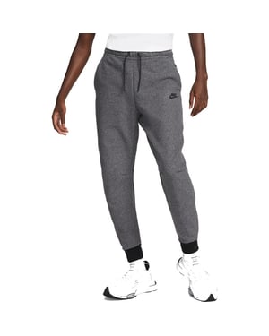 Nike Sportswear tech fleece