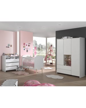 Lucevi kiddy babybed + commode 3 laden + 3 deurs kleerkast + boekenkast -