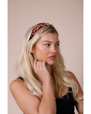 Heart Embellished Headband In Red