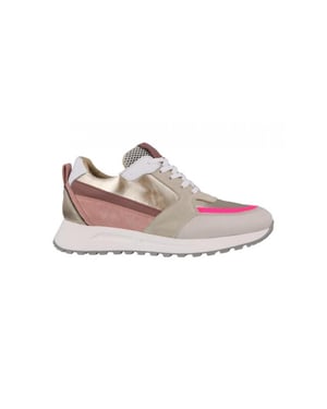 Aqa Sneaker
