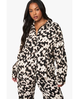 Plus Abstract Basic Long Sleeve Shirt