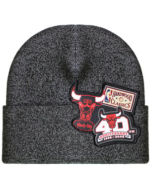 Mitchell & Ness NBA Chicago Bulls Logo Patch Knit Black Beanie