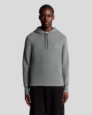 Lyle & Scott Stickad Hoodie med Manus - Grå
