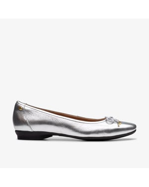 Candra Light Silver Metallic Shoes