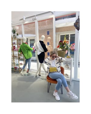 By Clara Paris Sh370v wit vest zwarte harten