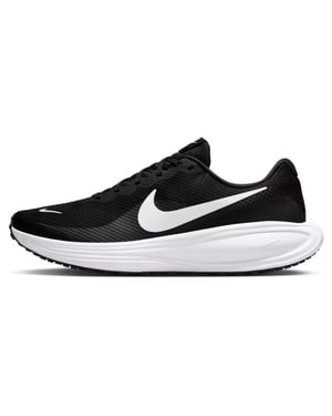 Nike Revolution 8